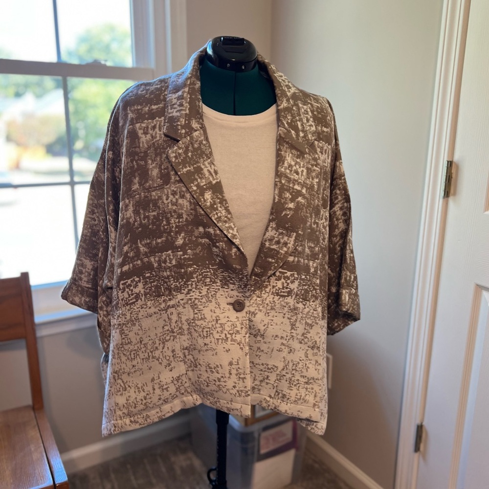 MarlaWynne brown & white springtime jacket
